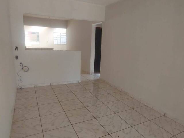 #591 - Casa para Locação em Franca - SP - 2