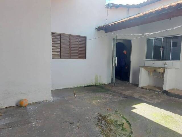 #606 - Casa para Locação em Franca - SP - 2