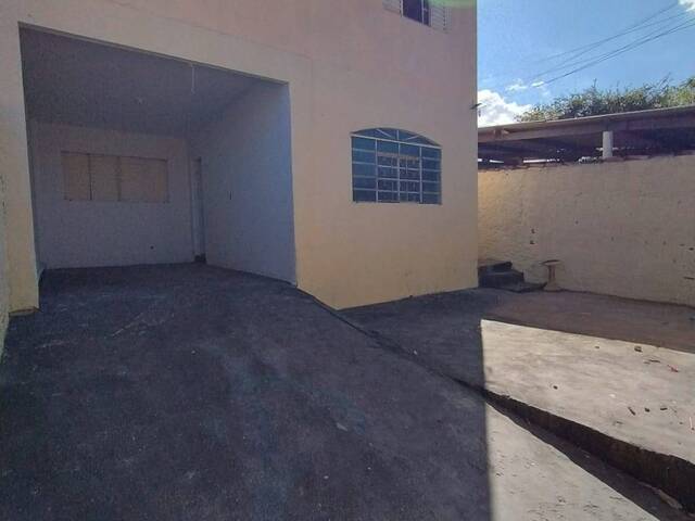#612 - Casa para Locação em Franca - SP - 2